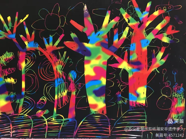 小天使幼儿园美术班刮画一冬天的树